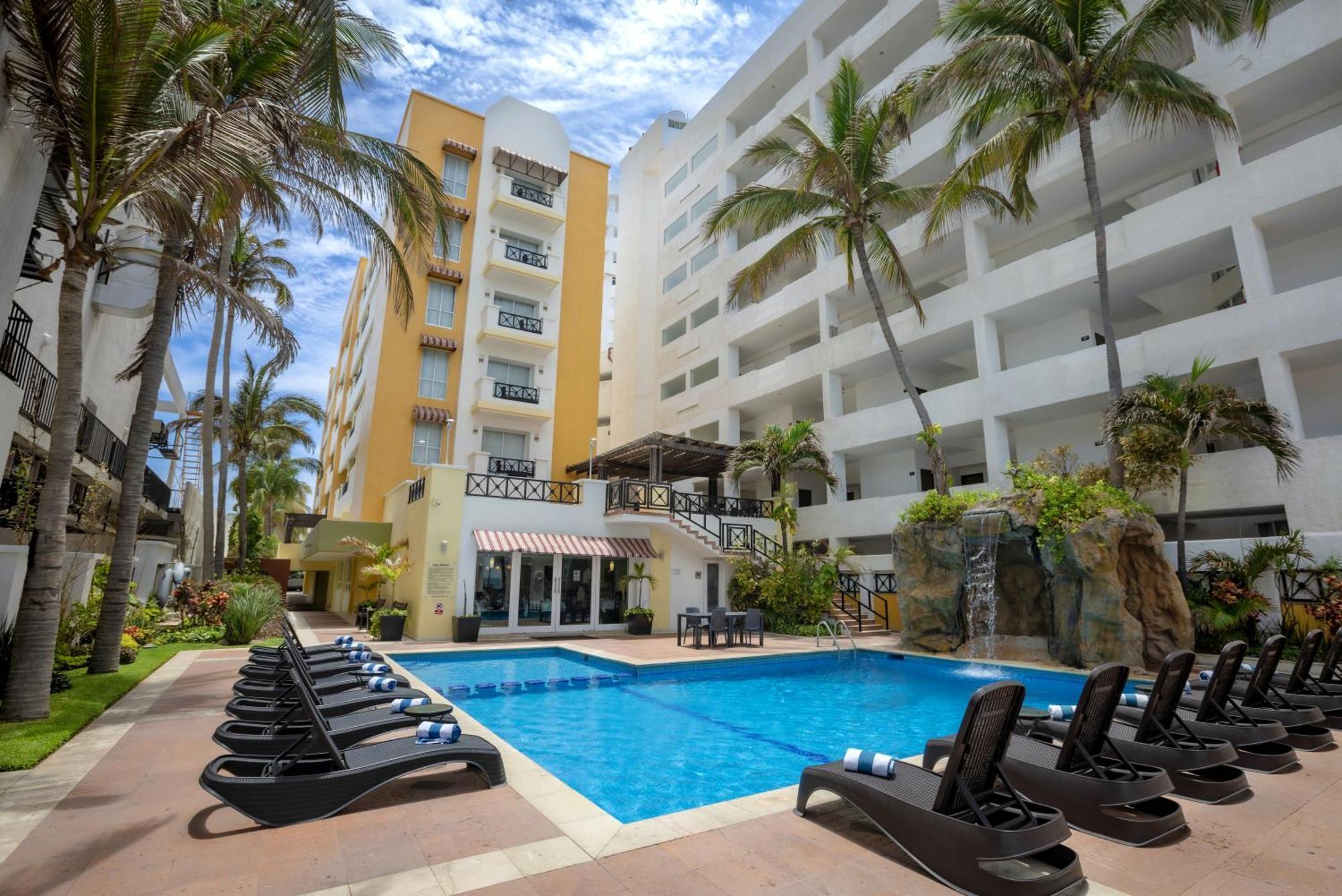 Best Western Hotel Posada Freeman Zona Dorada Mazatlán Εξωτερικό φωτογραφία